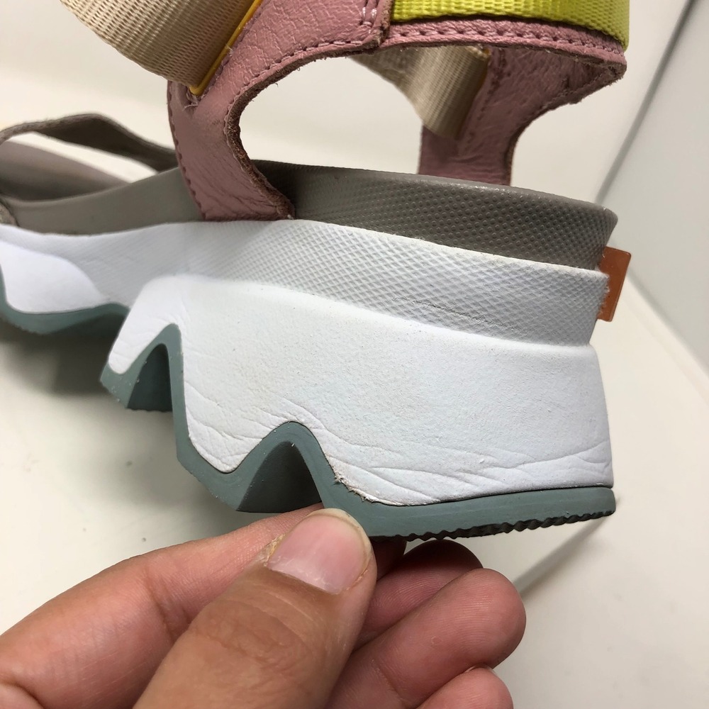Sorel Kinetic Impact Sandals Womens 8 Pink White Chunky Sporty Streetwear Active - Picture 10 of 16